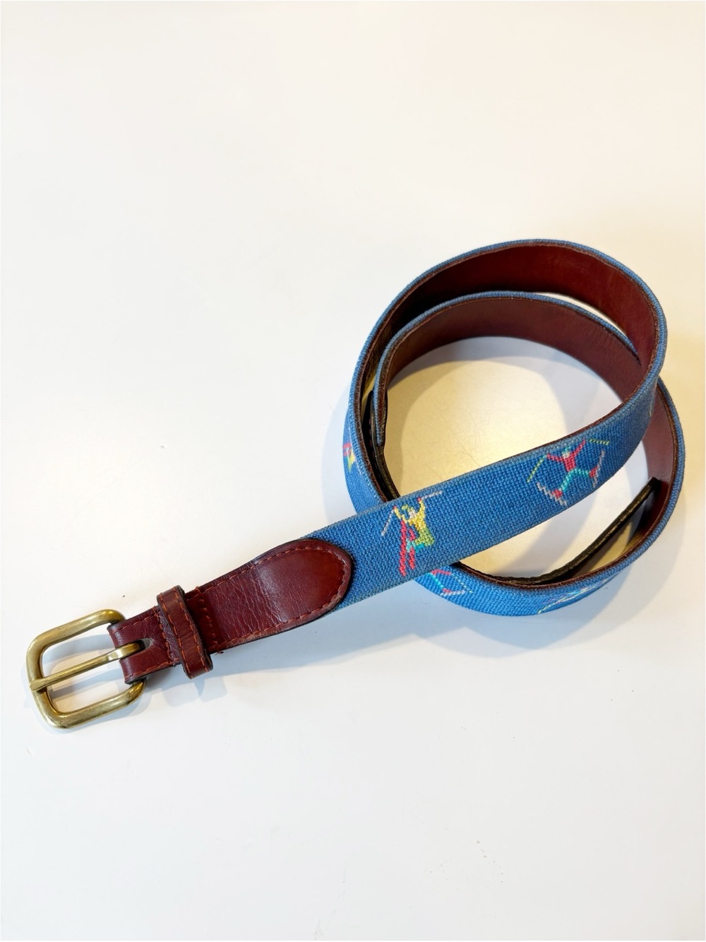 Smathers & Branson || Ski Jumps Tricks Needlepoint Belt Blue 40